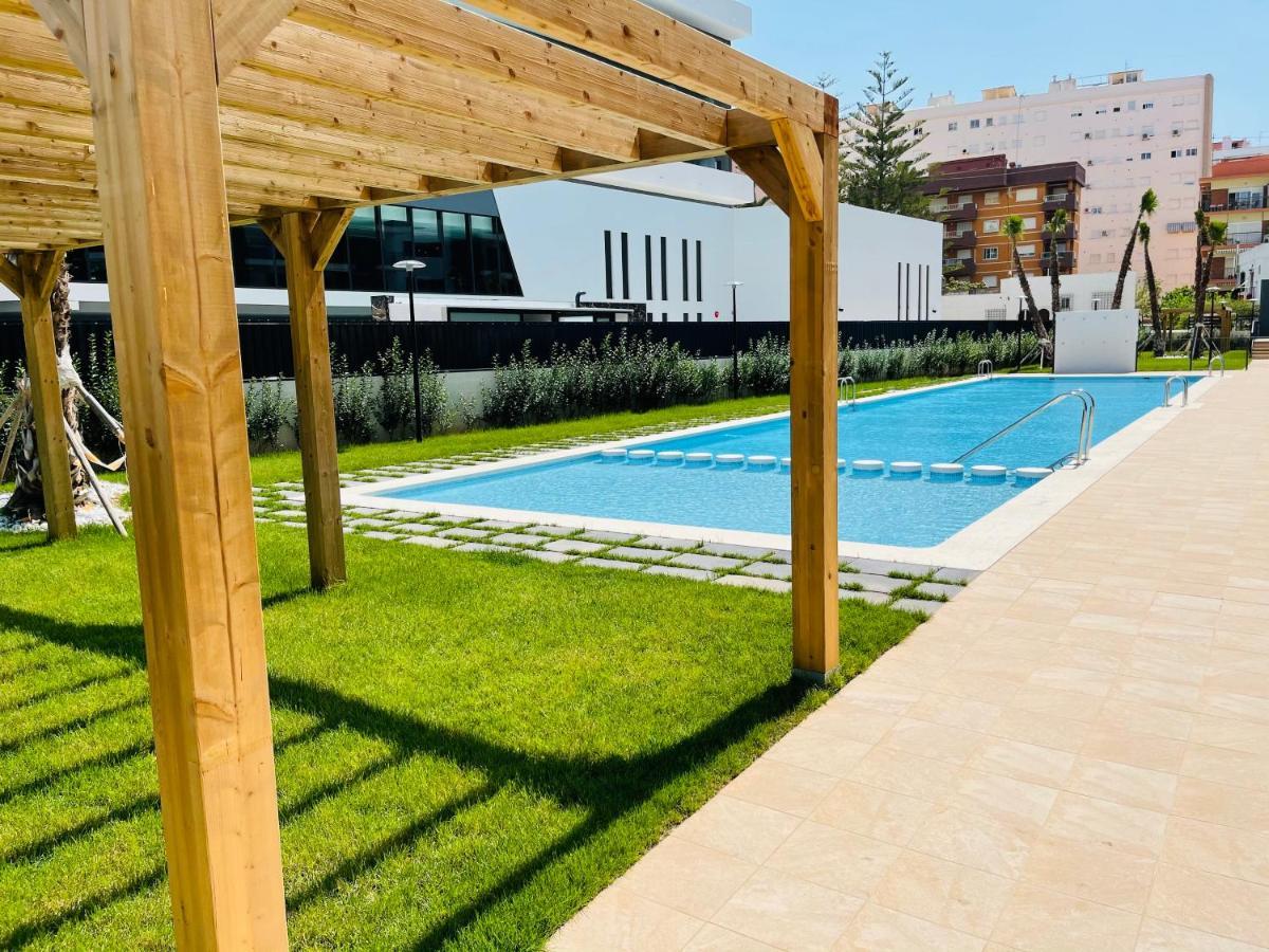 Apartamento nuevo junto al mar con plaza de garaje!! Playa de Gandía Exterior foto