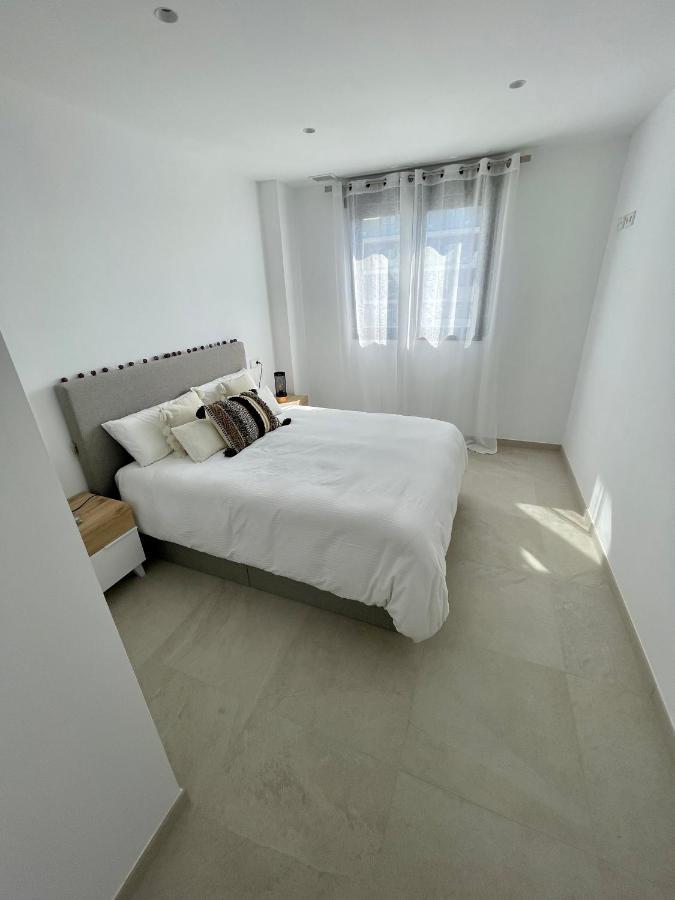 Apartamento nuevo junto al mar con plaza de garaje!! Playa de Gandía Exterior foto